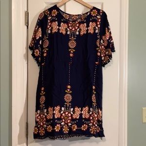 Short-sleeve patterned navy minidress